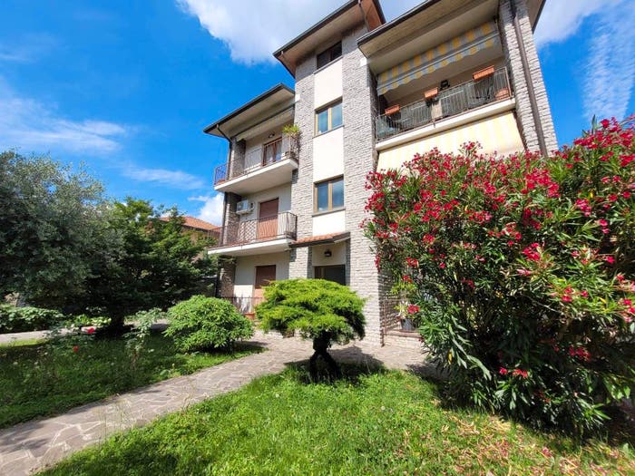 Appartamento quadrilocale in vendita in Viale dei Pioppi, Calusco d'Adda