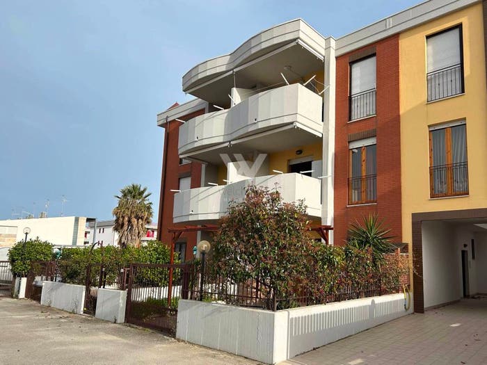 Appartamento trilocale in vendita in Via Giacomo Puccini, Lido Campomarino, Campomarino