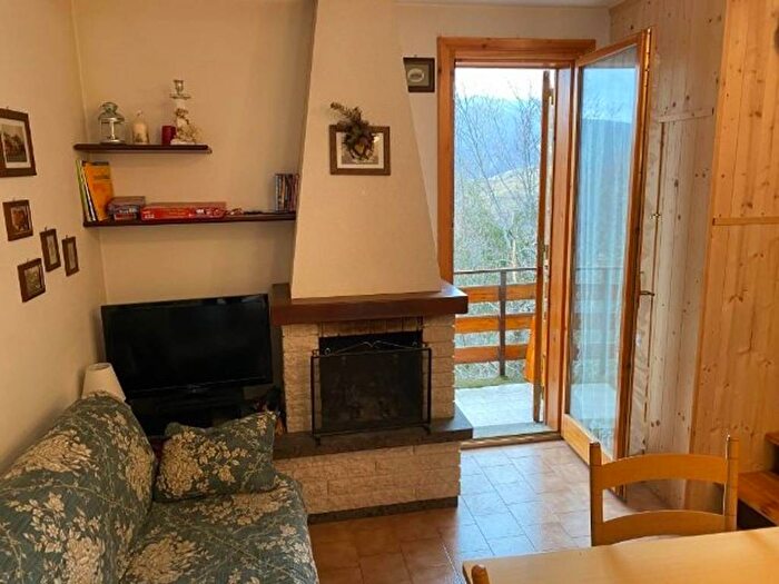 Appartamento trilocale in vendita in Via Faidello, Faidello, Fiumalbo