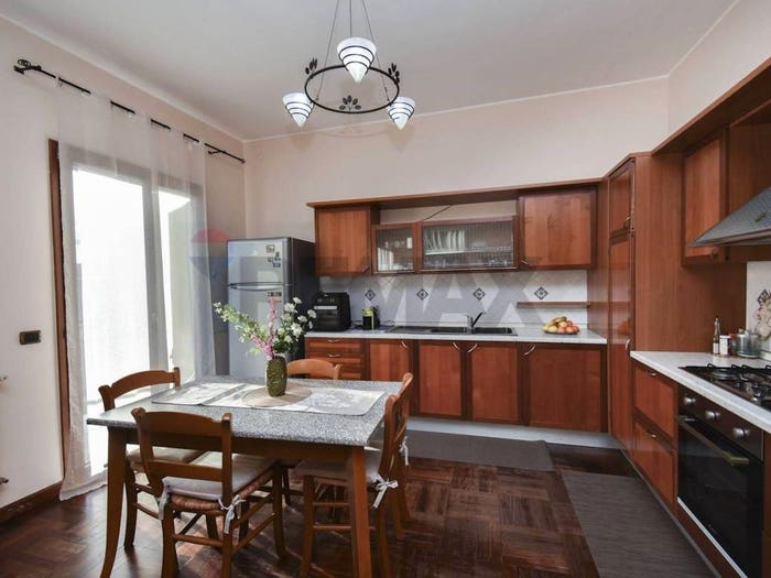 Appartamento quadrilocale in vendita in Via Emanuele Bellia, Paternò