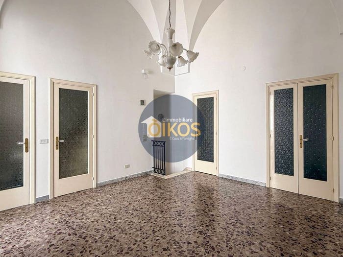Casa quadrilocale in vendita in Via Dante Alighieri, Fasano Paese, Fasano