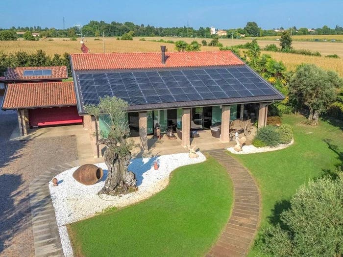 Casa con 6 locali in vendita in Via Tito Livio, Centro, Abano Terme
