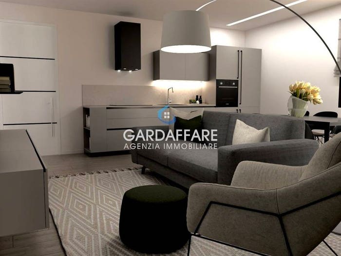 Appartamento quadrilocale in vendita in Viale Rimembranze, Desenzanino, Desenzano del Garda