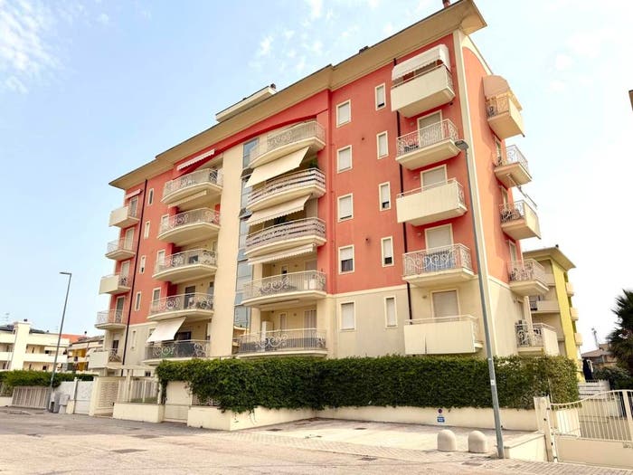 Appartamento quadrilocale in vendita in Via Don Lorenzo Milani, Centro, Alba Adriatica