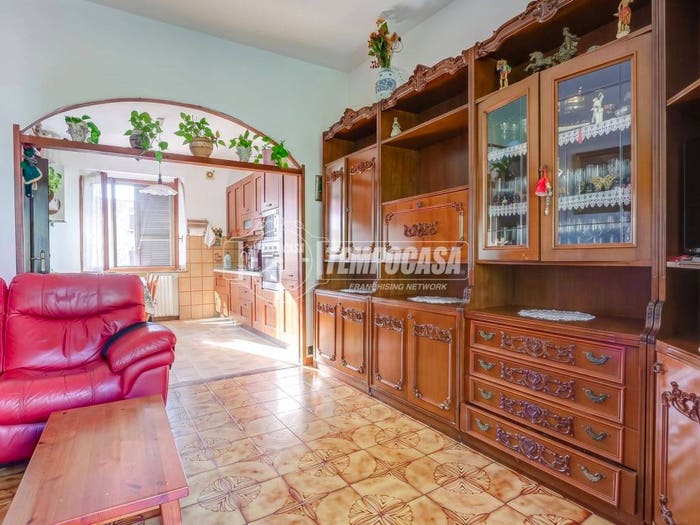 Appartamento quadrilocale in vendita in Via cattaneo, Bolladello Peveranza, Cairate