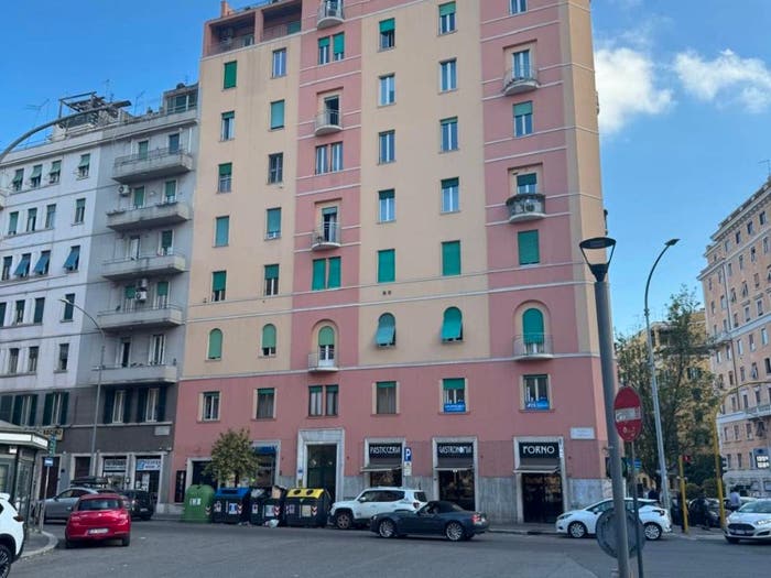 Appartamento quadrilocale in vendita in Piazza Tuscolo, San Giovanni, Roma