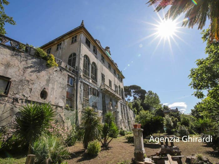 Casa con 6 locali in vendita in Via Sant'Alberto, Sestri Ponente, Genova