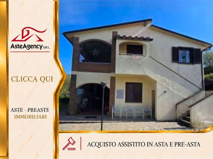Appartamento quadrilocale in vendita in via pietro nenni, Ficulle