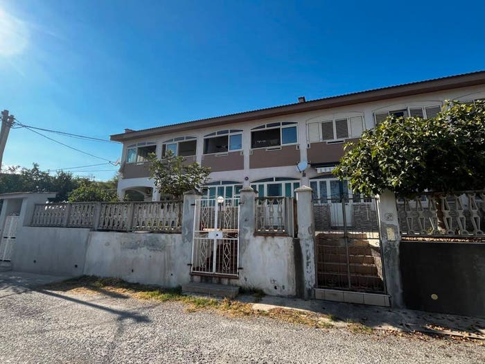 Appartamento trilocale in vendita in Via Pipedo, Riace Marina, Riace