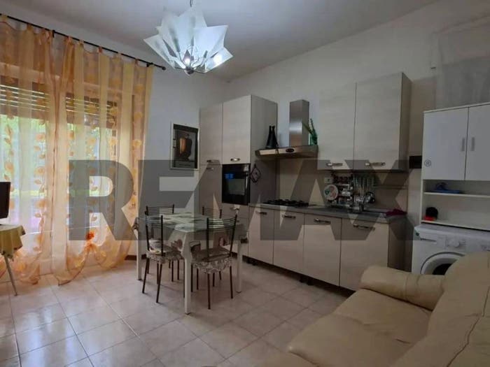 Appartamento con 6 locali in vendita in G baccelli, Centro, Chianciano Terme