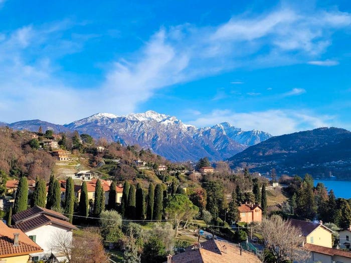Casa quadrilocale in vendita in Via Ugo Ricci, Tremezzo, Tremezzina