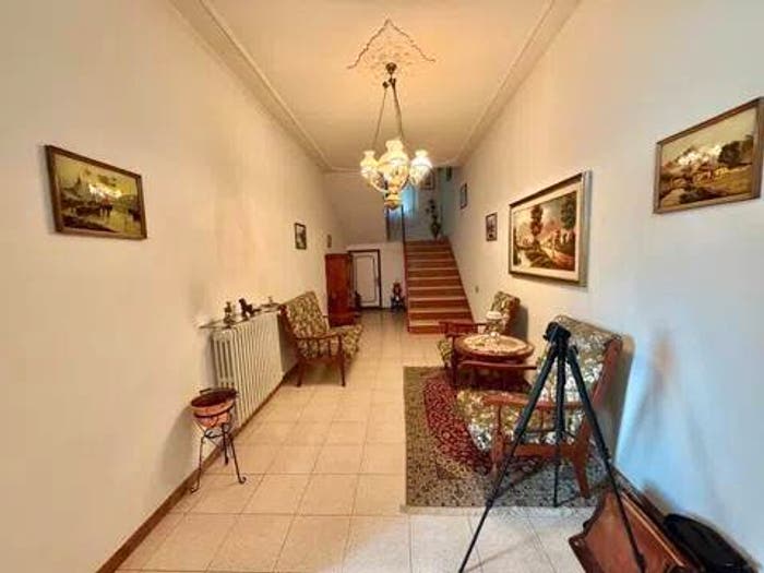 Casa con 6 locali in vendita in Via Felice Cavallotti, Canonica, Certaldo