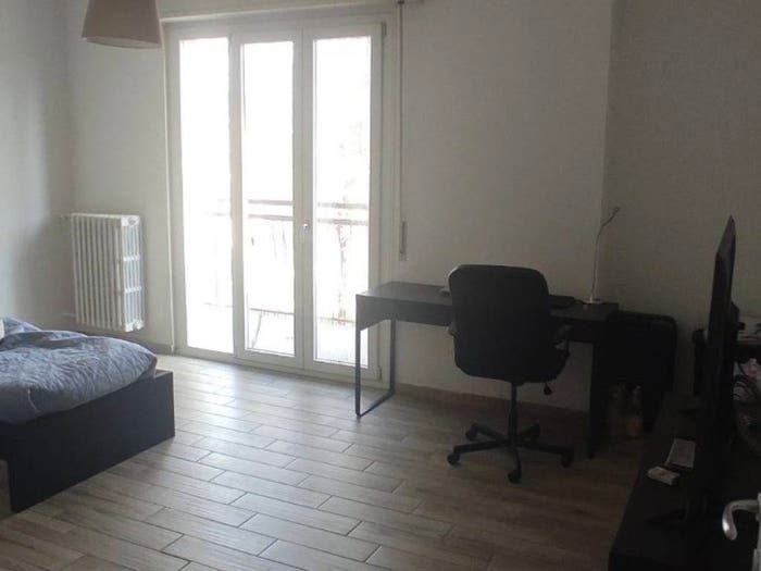 Appartamento quadrilocale in vendita in Viale dei Mille, Ospedale Volturno, Parma