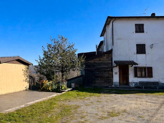 Casa con 6 locali in vendita in Capanna De Moratti, Castel di Casio