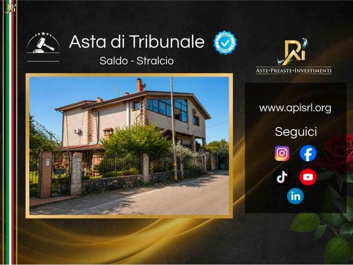 Appartamento con 5 locali in vendita in Via Madonna dei Martiri, Maenza
