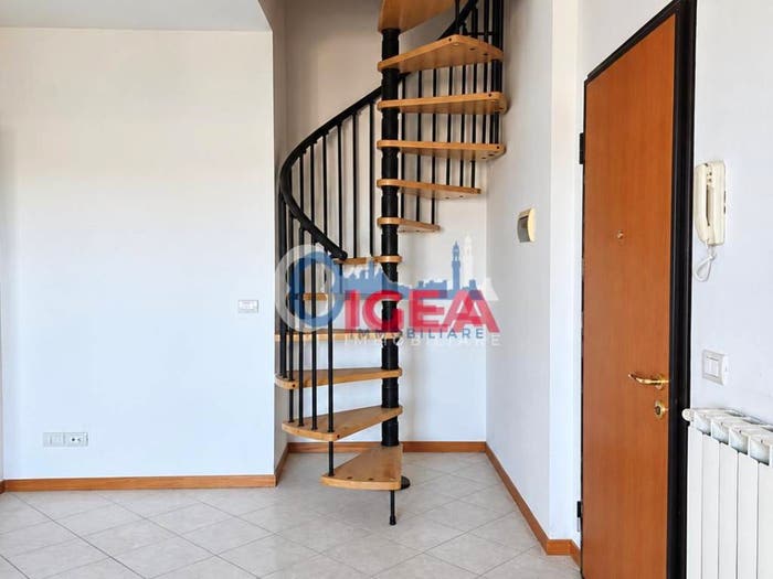 Appartamento con 5 locali in vendita in Via della Biccherna, Isola d'Arbia, Siena