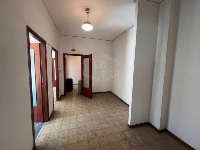 Appartamento quadrilocale in vendita in Via Nuova Poggioreale, Centro Direzionale, Napoli