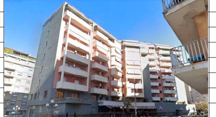 Appartamento con 5 locali in vendita in Via del Bersagliere, Libertà Villabianca, Palermo