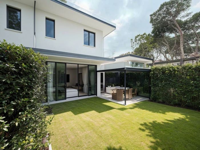Casa con 6 locali in vendita in Via Don I Lazzeri, Vittoria Apuana, Forte dei Marmi