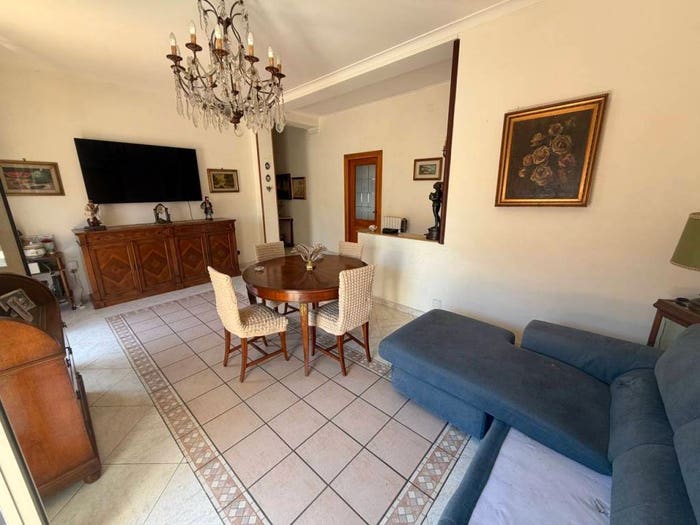 Appartamento quadrilocale in vendita in Via Quintiliano, Soccavo, Napoli
