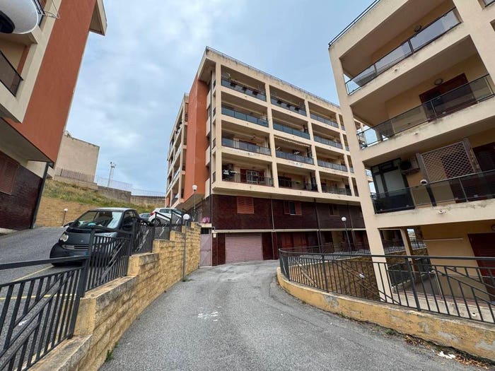 Appartamento trilocale in vendita in Strada Statale Orientale Sicula, Tremestieri Pistunina, Messina