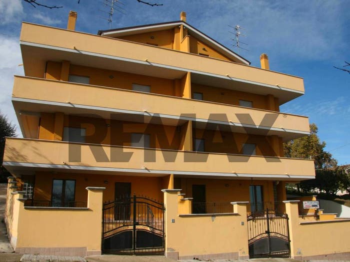 Appartamento quadrilocale in vendita in CONTRADA FRONTINO, Centro, Bucchianico