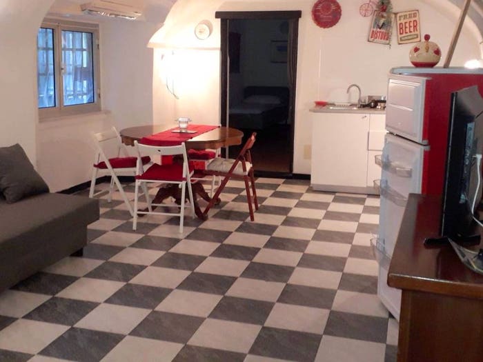 Appartamento trilocale in vendita in Piazza San Luca, Caricamento, Genova