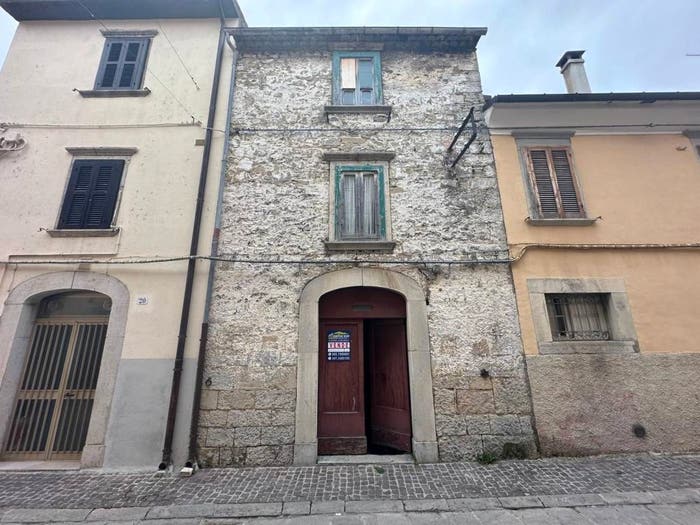 Appartamento con 5 locali in vendita in Via Guglielmo Marconi, Centro, Agnone