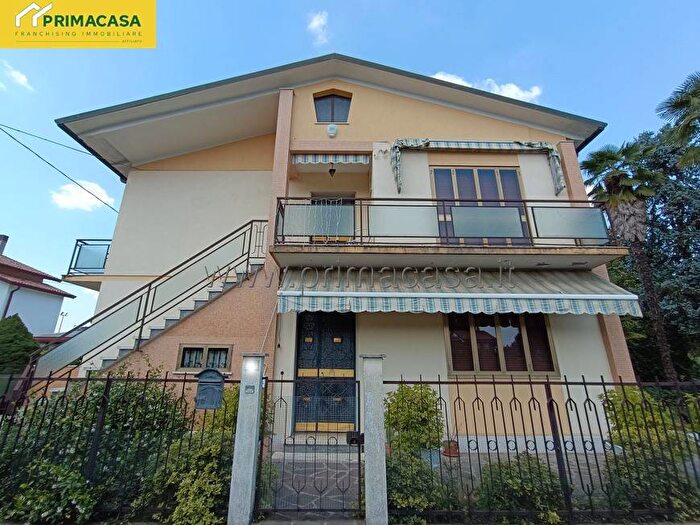 Casa con 5 locali in vendita in PIAZZA CESARE CAPPELLETTO, Rio San Martino, Scorzè