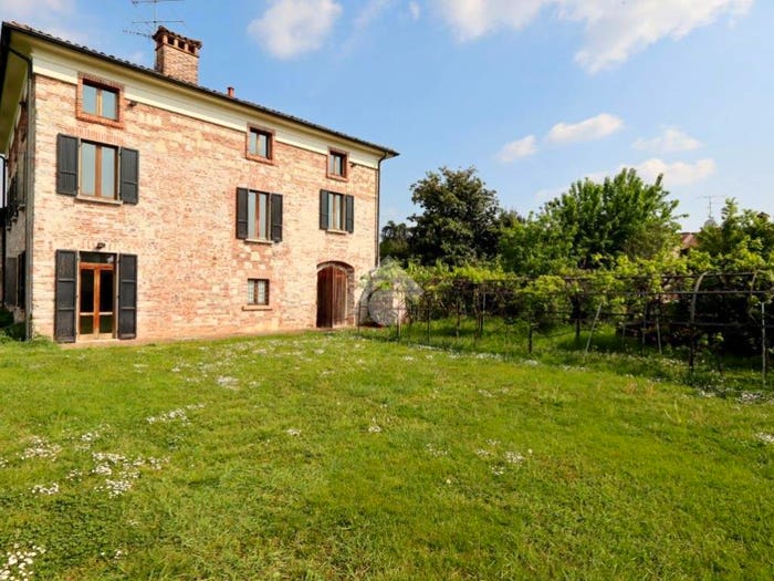 Casa con 6 locali in vendita in Via Gerole, Gerole, Borgosatollo