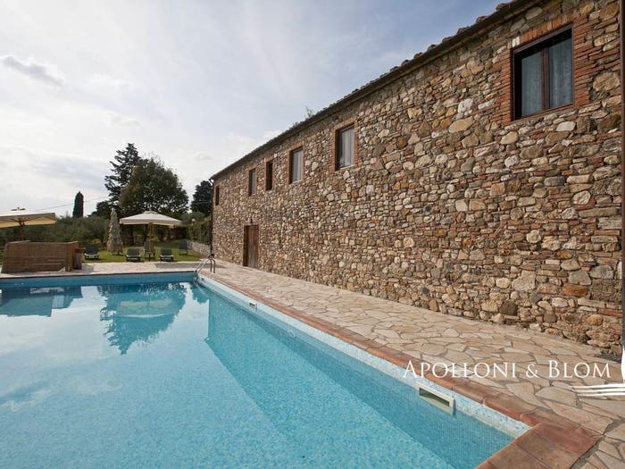 Casa con 6 locali in vendita in Centro, Poggibonsi