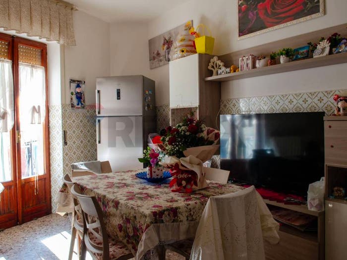 Appartamento trilocale in vendita in Via Ponticello, Crispiano