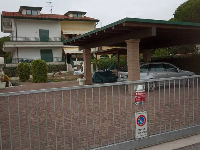 Casa con 6 locali in vendita in Viale Padania, Lido Ovest Faro, Jesolo