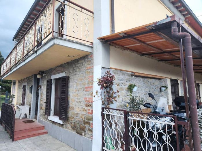 Casa con 5 locali in vendita in Ceciliano, Arezzo
