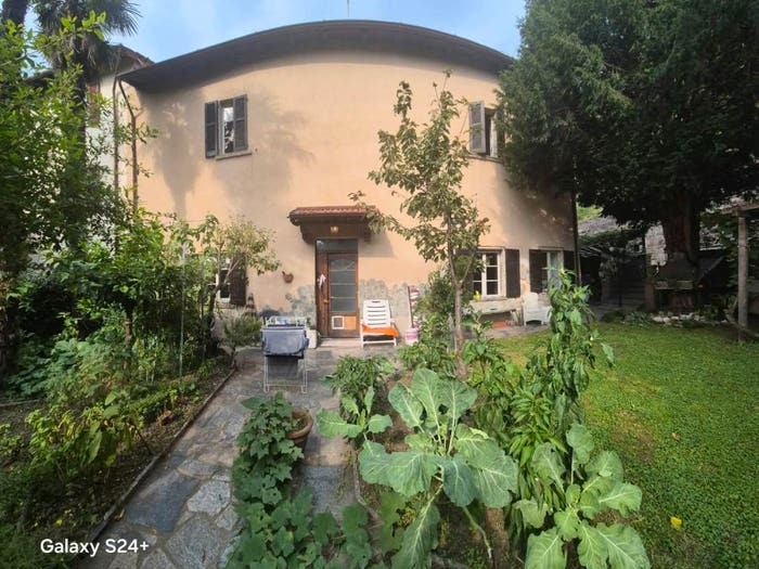 Casa quadrilocale in vendita in Via Pietro Badoglio, Centro, Dervio