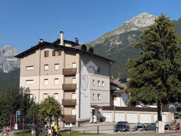 Appartamento trilocale in vendita in Via Paganella, Andalo