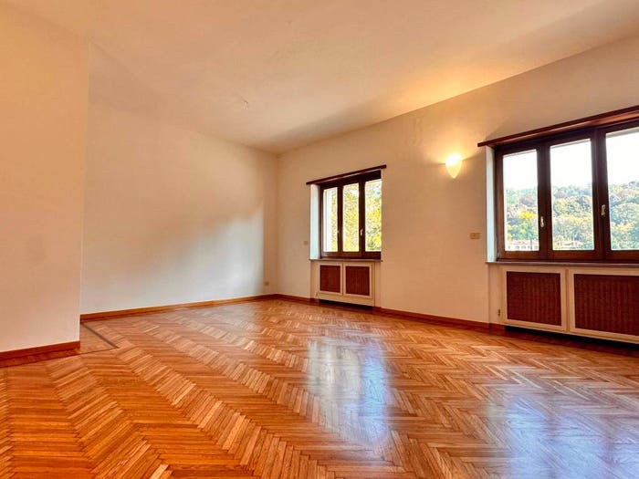 Appartamento con 5 locali in vendita in Corso Galileo Galilei, San Salvario Dante, Torino