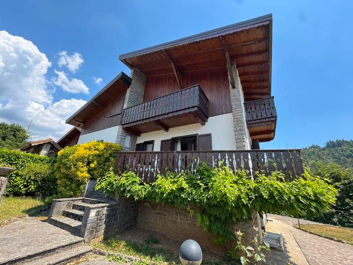 Casa con 6 locali in vendita in Via Guglielmo Marconi, Centro, Fino del Monte