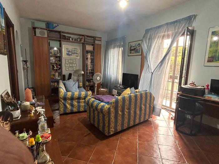 Appartamento quadrilocale in vendita in Via dei Pini, Centro, Colonna