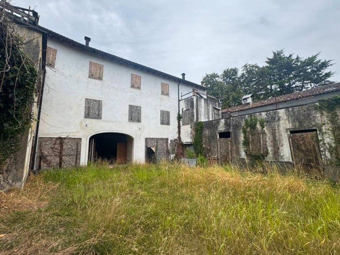 Casa con 6 locali in vendita in Via Maggio, Campolongo Tapogliano