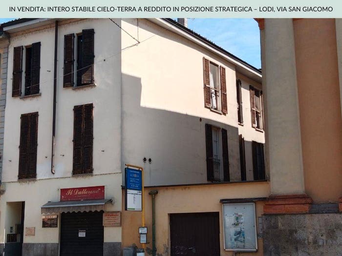 Casa con 6 locali in vendita in Via San Giacomo, Città Bassa Laghi, Lodi