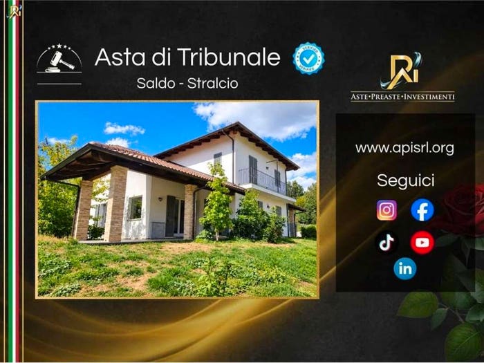Casa con 6 locali in vendita in Strada Castelletto, Centro, Bra