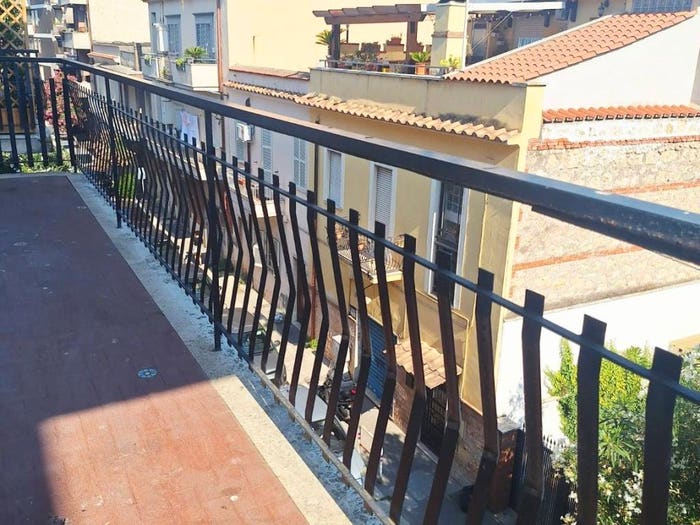 Appartamento trilocale in vendita in Via Luglio, Centro, Nettuno