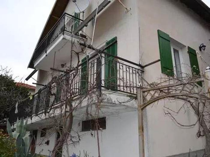Casa con 6 locali in vendita in Via Taggiasco, Bajardo