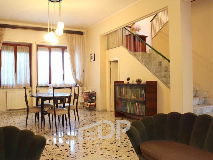 Casa con 6 locali in vendita in Via Pola, Centro, Palombara Sabina