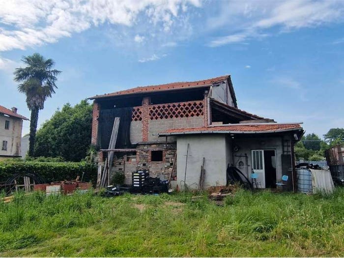 Casa monolocale in vendita in Borgomanero