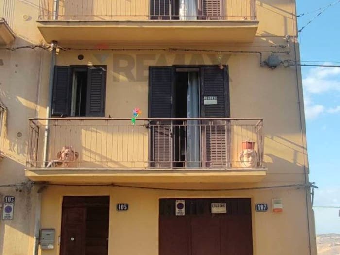 Casa quadrilocale in vendita in VIA PENTOLAI, Centro, Caltagirone