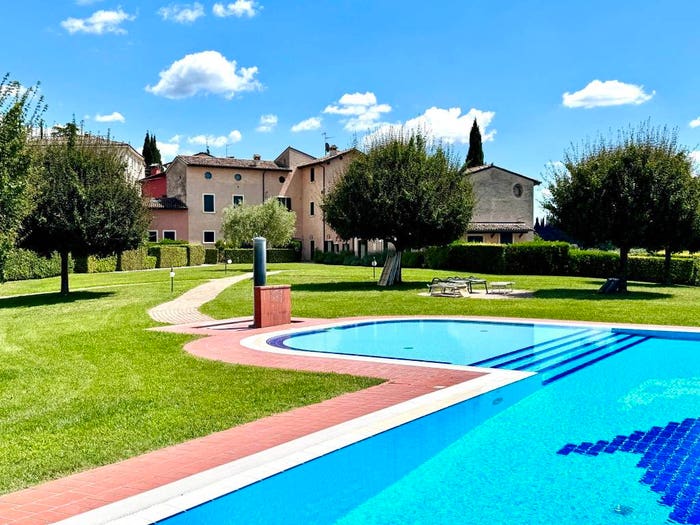Appartamento trilocale in vendita in Via Fontane, Costermano, Costermano sul Garda