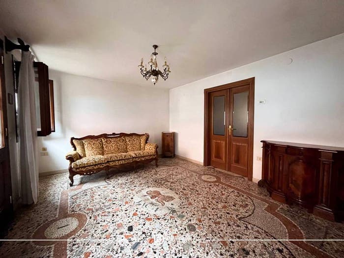 Casa con 6 locali in vendita in Via Roma, Centro, Ceggia