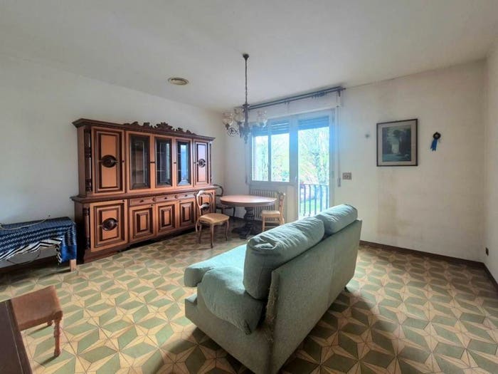 Appartamento con 6 locali in vendita in Viale Sardegna, San Vito, Lucca